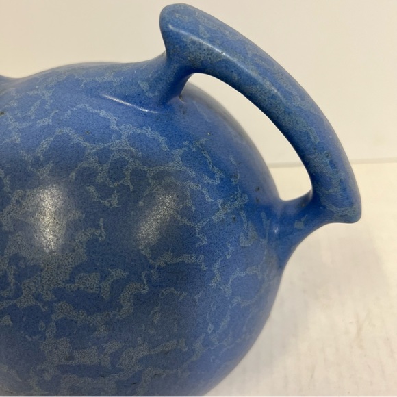 Vintage Red Wing American Art Pottery Blue Stipple Tilt Ball Pitcher #50 - Picture 3 of 10